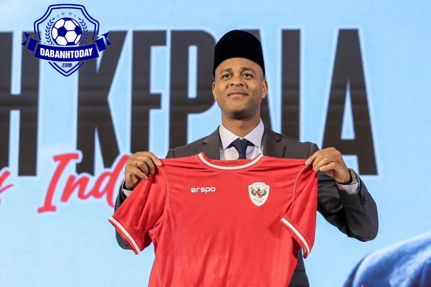 HLV Kluivert sẽ có nhiều trợ lý người Hà Lan trong đội ngũ của mình HLV Kluivert sẽ có nhiều trợ lý người Hà Lan trong đội ngũ của mình
