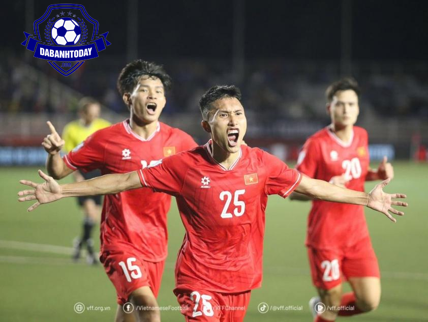 Doãn Ngọc Tân thi đấu liên tục kể từ AFF Cup 2024 (Ảnh: VFF) Doãn Ngọc Tân thi đấu liên tục kể từ AFF Cup 2024 (Ảnh: VFF)