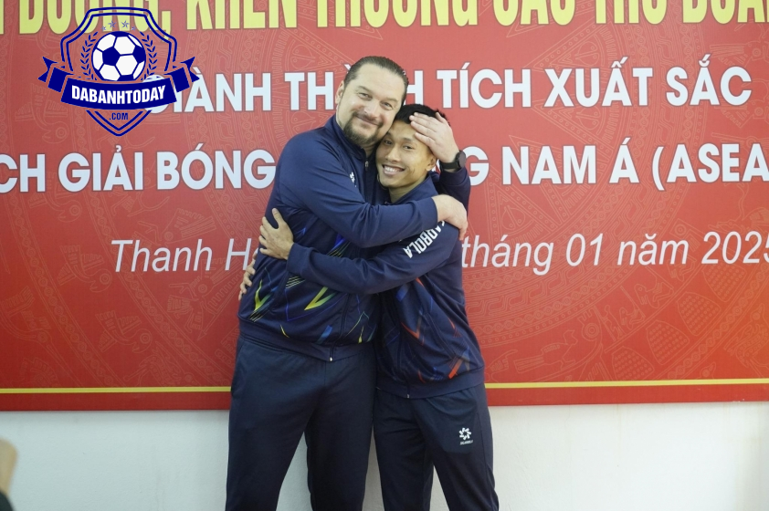 Doãn Ngọc Tân phải thi đấu liên tục sau khi cùng ĐT Việt Nam vô địch AFF Cup 2024 (Ảnh: CLB)